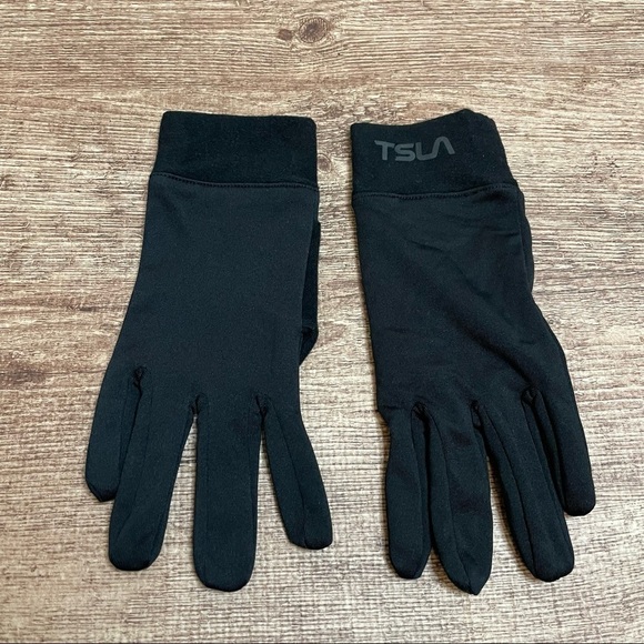 TSLA Black Thermal Winter Gloves Women's Size Small/Medium - Picture 1 of 1